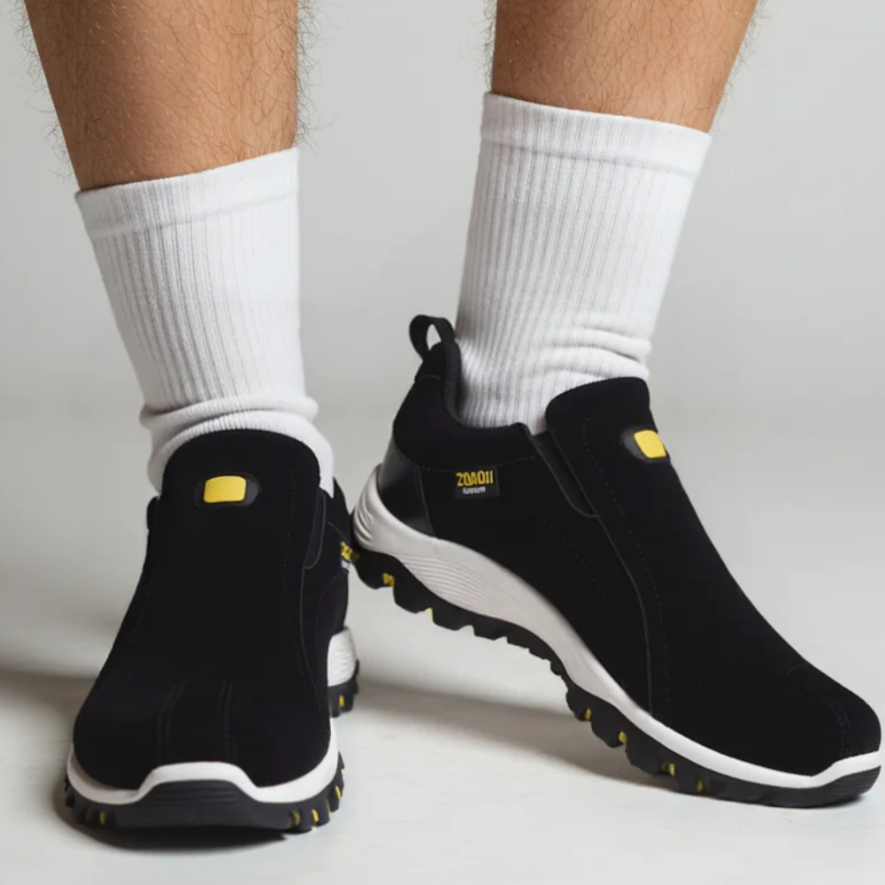 Dettaglio soletta ammortizzante morbida delle scarpe slip-on Calmiro