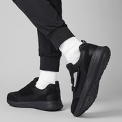 Chiusura in velcro delle scarpe ortopediche da uomo Marco nere