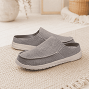 Dettaglio soletta imbottita scarpe slip-on uomo per comfort quotidiano