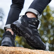 Scarpe da trekking donna Vetta dettaglio allacciatura e collo medio