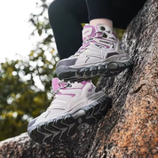 Scarpe da escursionismo donna Vetta colore grigio su terreno fangoso