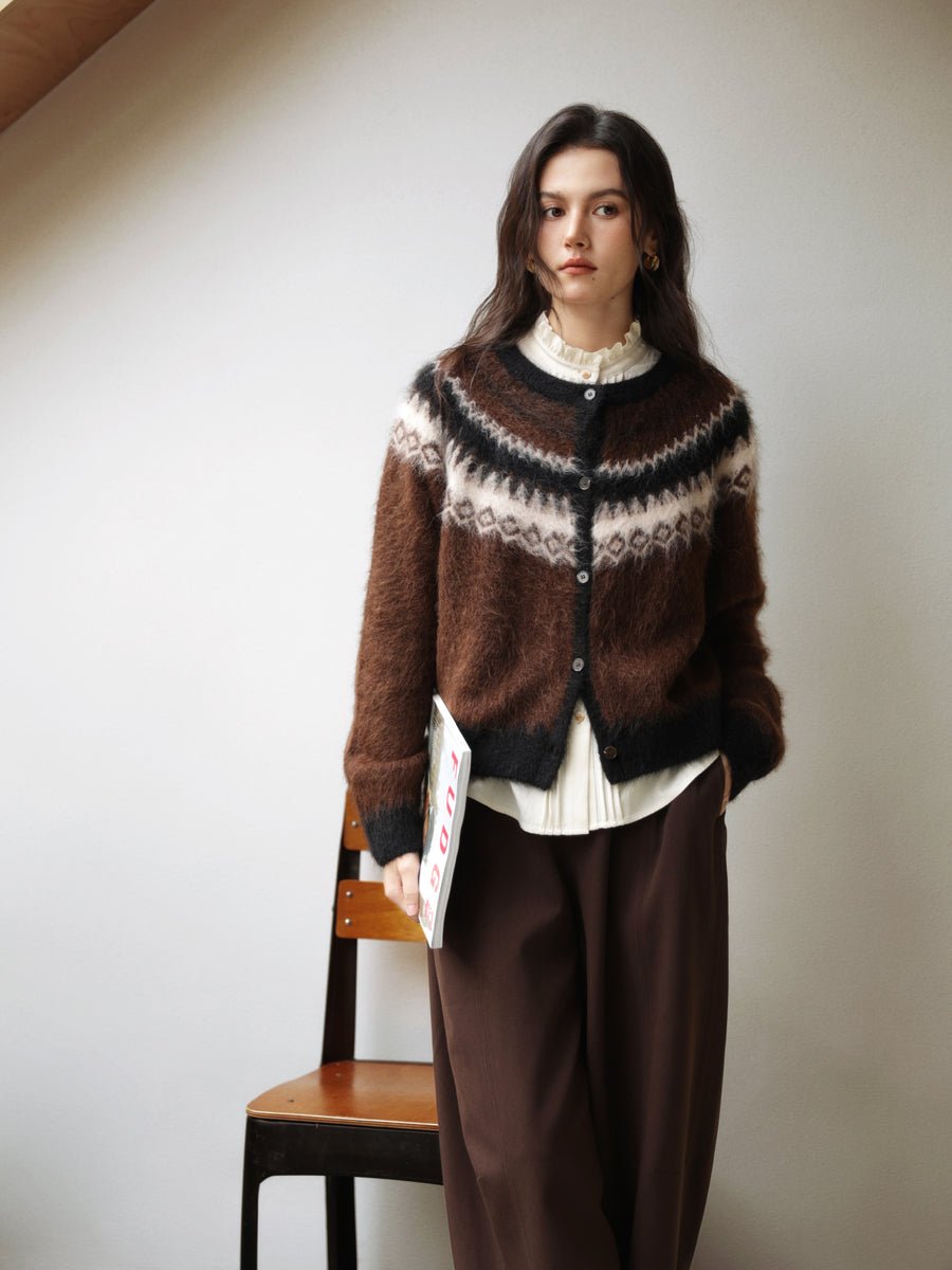 Cardigan donna in lana con motivo jacquard a diamante color Royal Brown