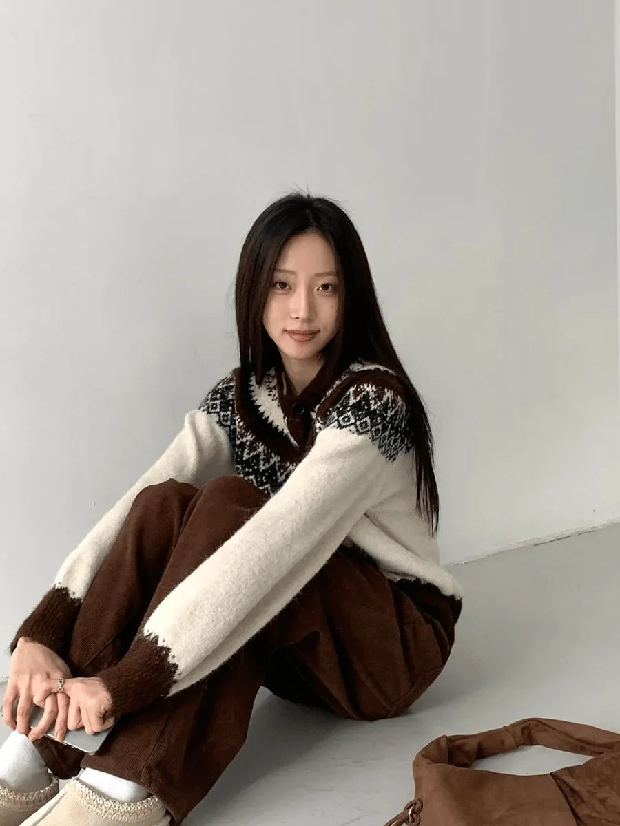 Cardigan invernale donna in lana jacquard colore marrone per uso quotidiano