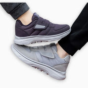 Scarpa ortopedica donna Velara con punta arrotondata e tacco piatto