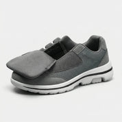 Sneaker ortopedica nera con tomaia in mesh e chiusura velcro