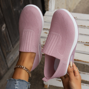 Sneakers donna slip-on ortopediche con tomaia in maglia e suola rialzata – vista frontale