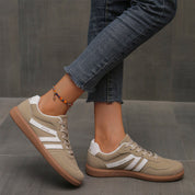 Sneakers ortopediche nere donna vista dall'alto tomaia traspirante