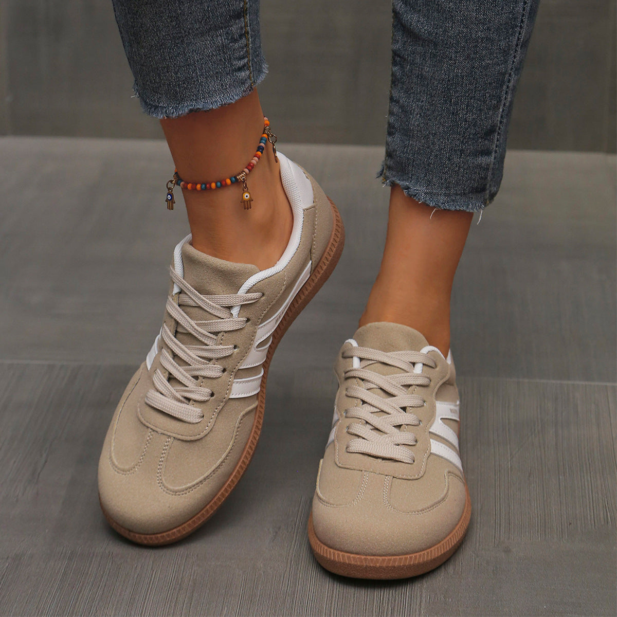 Lorena scarpe marroni ortopediche per donna con design leggero