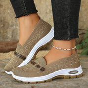 Dettaglio suola antiscivolo flessibile delle scarpe Stella da donna