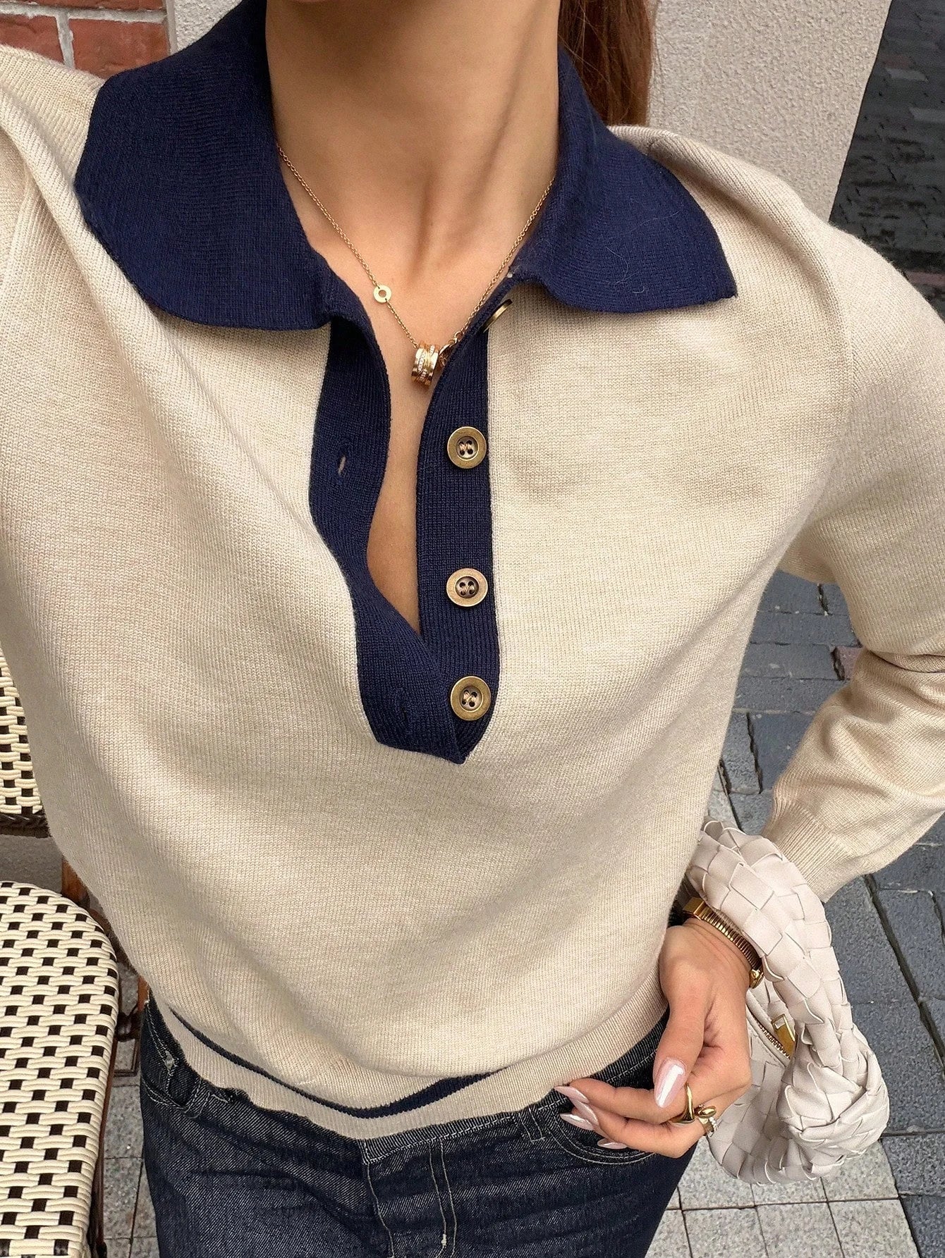 Top donna in maglia polo color block khaki e blu navy, slim fit, manica lunga