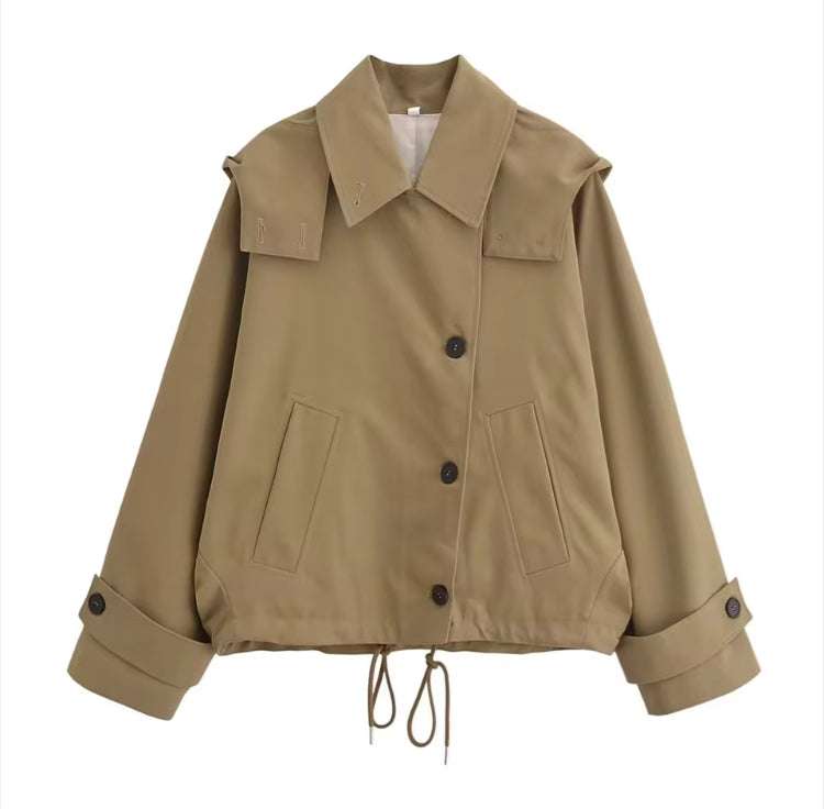 Trench coat donna Mirela bianco look casual da città