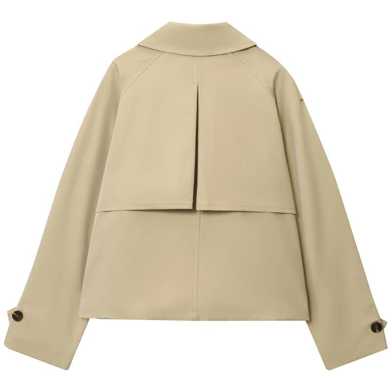 Dettaglio maniche lunghe e rifiniture del trench coat donna kaki Arianna